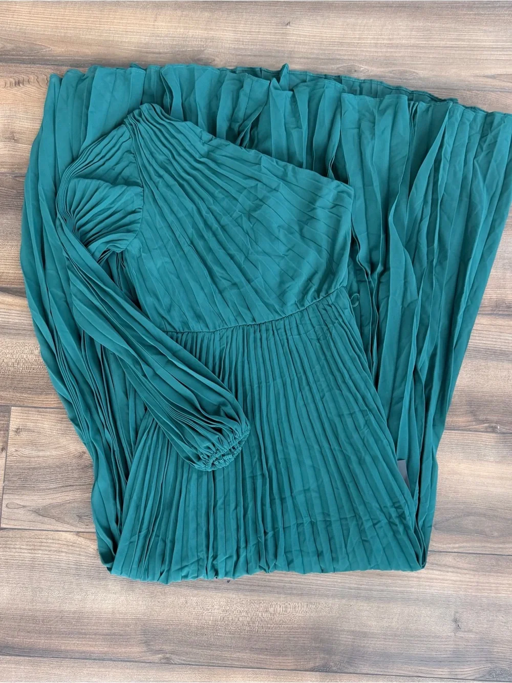 NWT Lulus Divine Charm Green Pleated One-Shoulder Maxi Dress